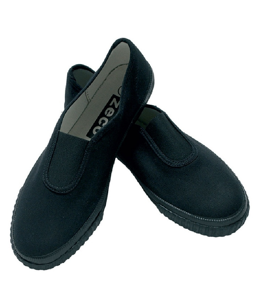 Pull on Plimsolls